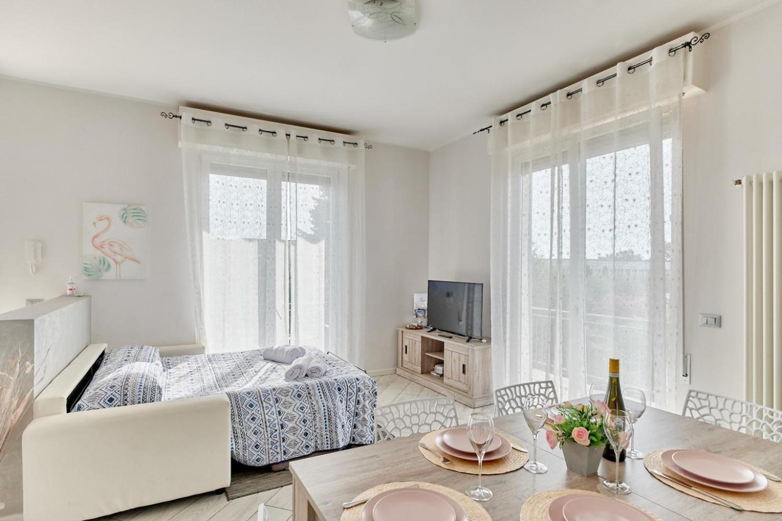 App. Mimosa Minerva Holiday Home 마네르바 델 가르다 외부 사진