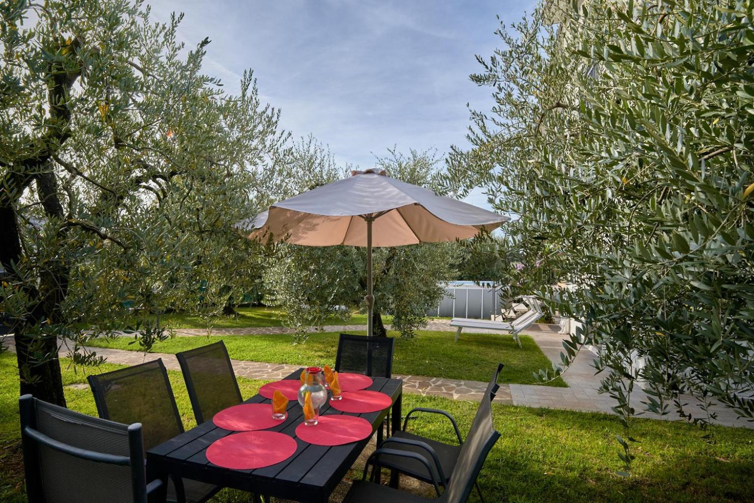 App. Mimosa Minerva Holiday Home 마네르바 델 가르다 외부 사진